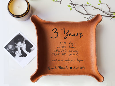 3 years personalized leather tray
