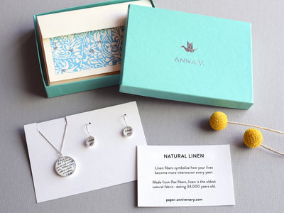 Personalized Linen Jewelry Set